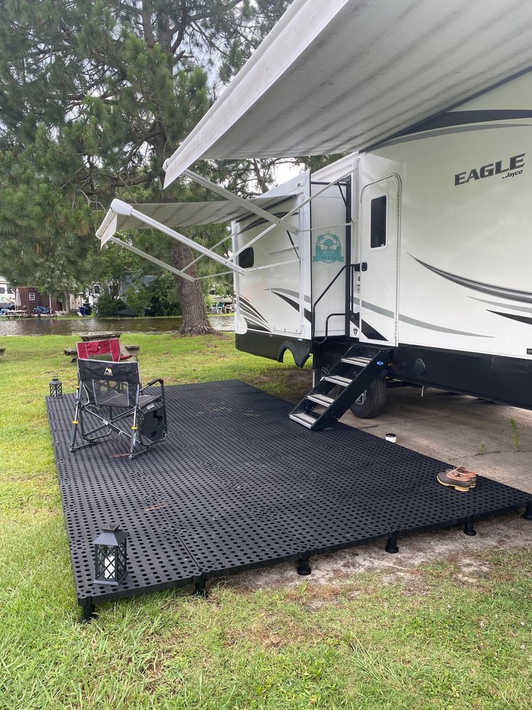 10x20 foot portable deck
prefab deck
Portable Deck
premade platform deck
ready to assemble deck kits
recycled plastic decking
removable deck
removable platform deck
rv deck
simple deck
travel easy decks
travel easy decks midwest
Camper Deck
Camper Decking